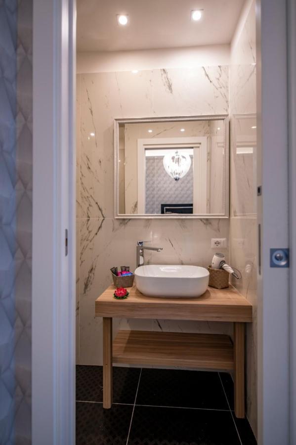 נאפולי Luna Luxury Bed And Breakfast מראה חיצוני תמונה