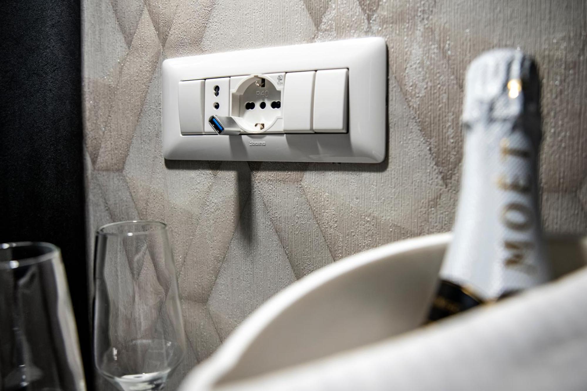 נאפולי Luna Luxury Bed And Breakfast מראה חיצוני תמונה